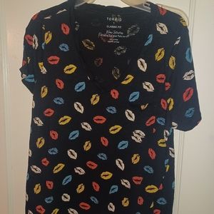 Torrid Tee Size 1